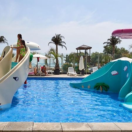 Fancy Apartment In Spa N Pool Beach Resort Mamaia Exteriér fotografie