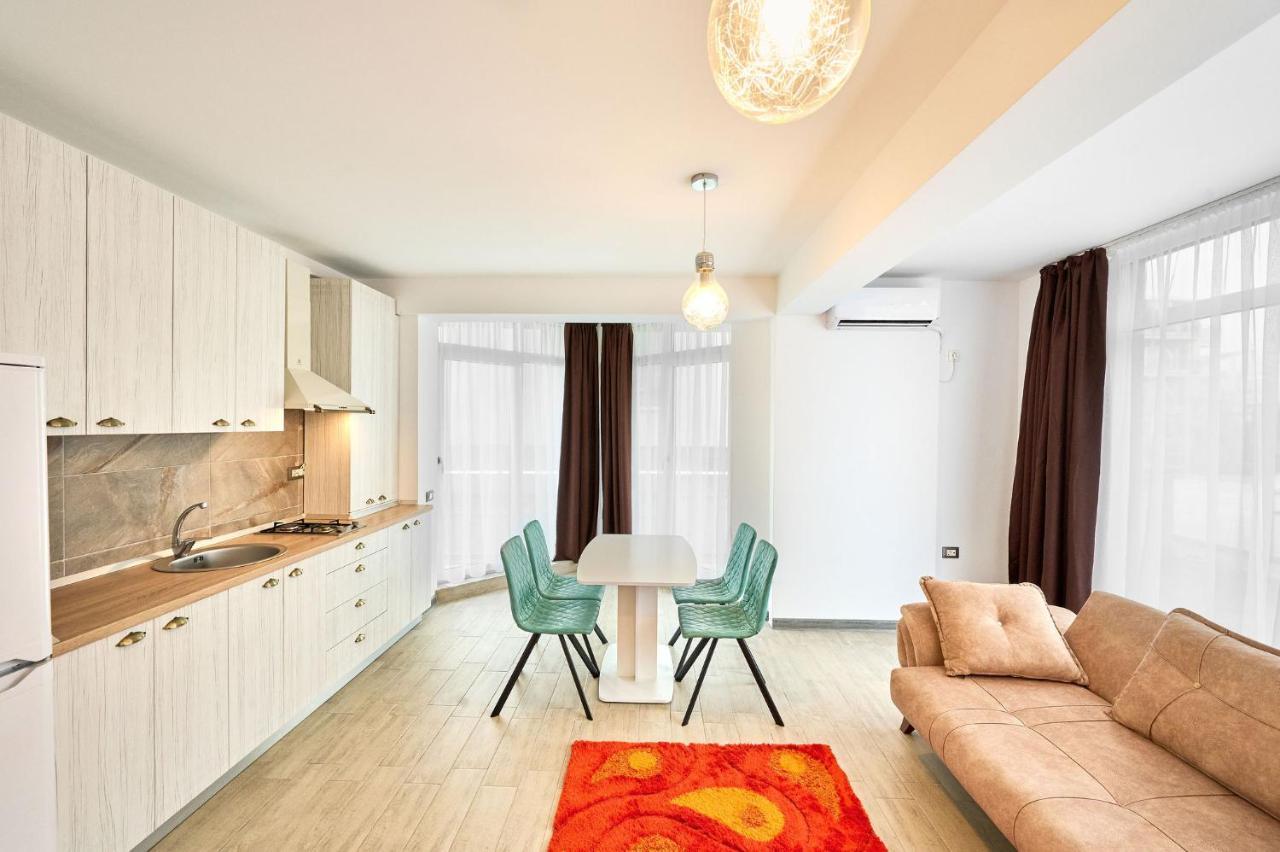 Fancy Apartment In Spa N Pool Beach Resort Mamaia Exteriér fotografie